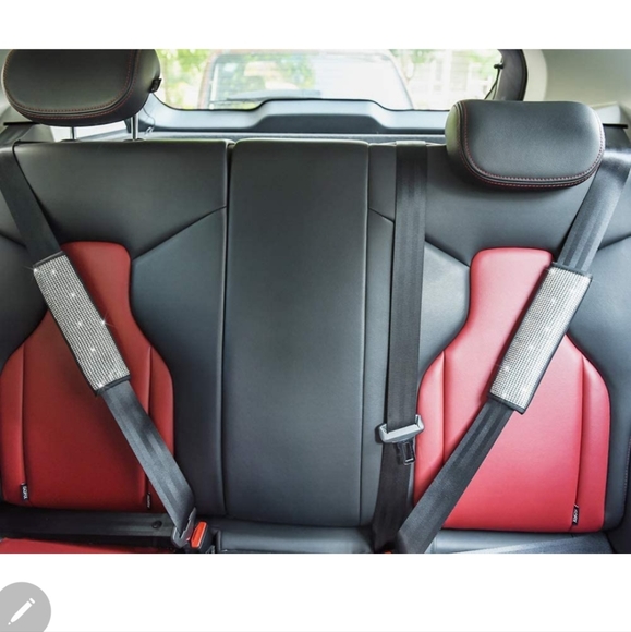 2 bling rhinestone seat Belt shoulder pads handbrake cover & key frame.Pink too - Picture 3 of 5